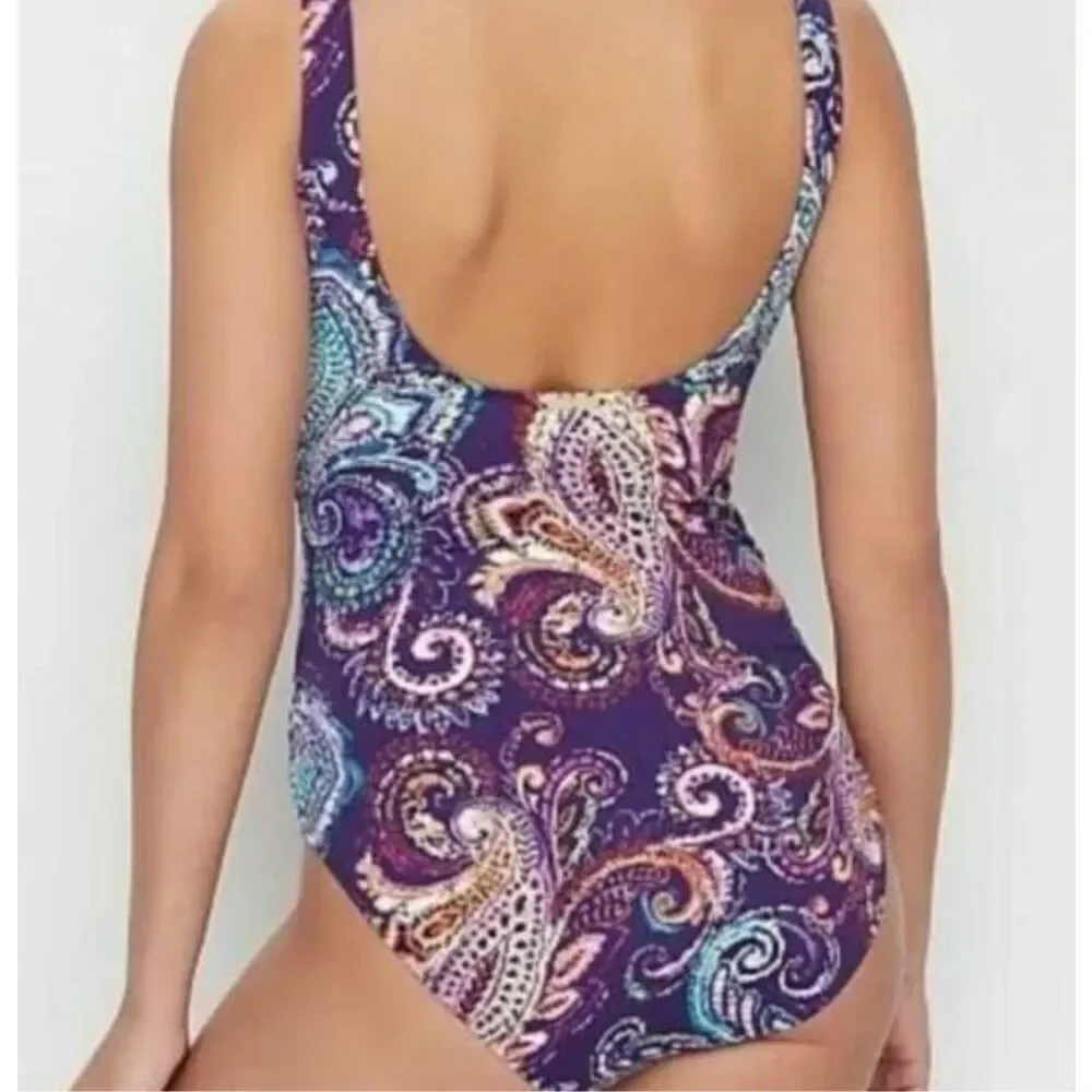 NWT Lauren Ralph Lauren Captiva Paisley One-Piece swimsuit. Size 2